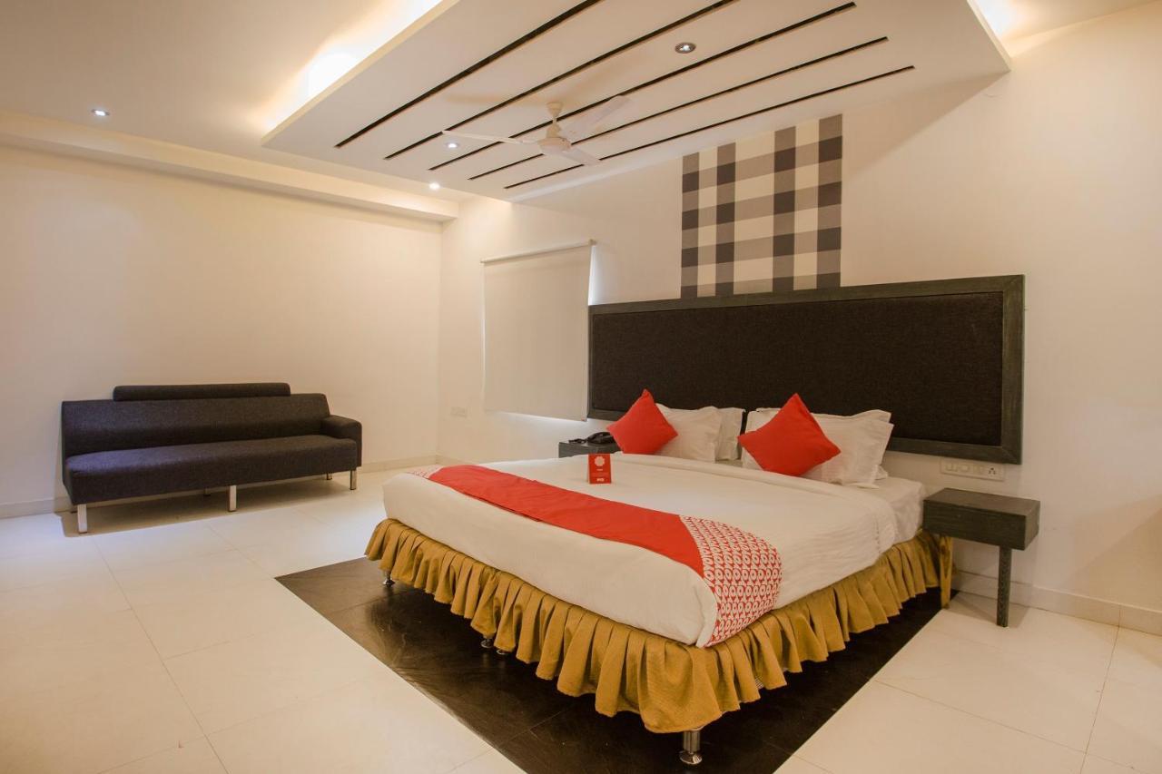 Hotel O Palak Residency Near Erragadda Metro Station Хайдарабад Экстерьер фото