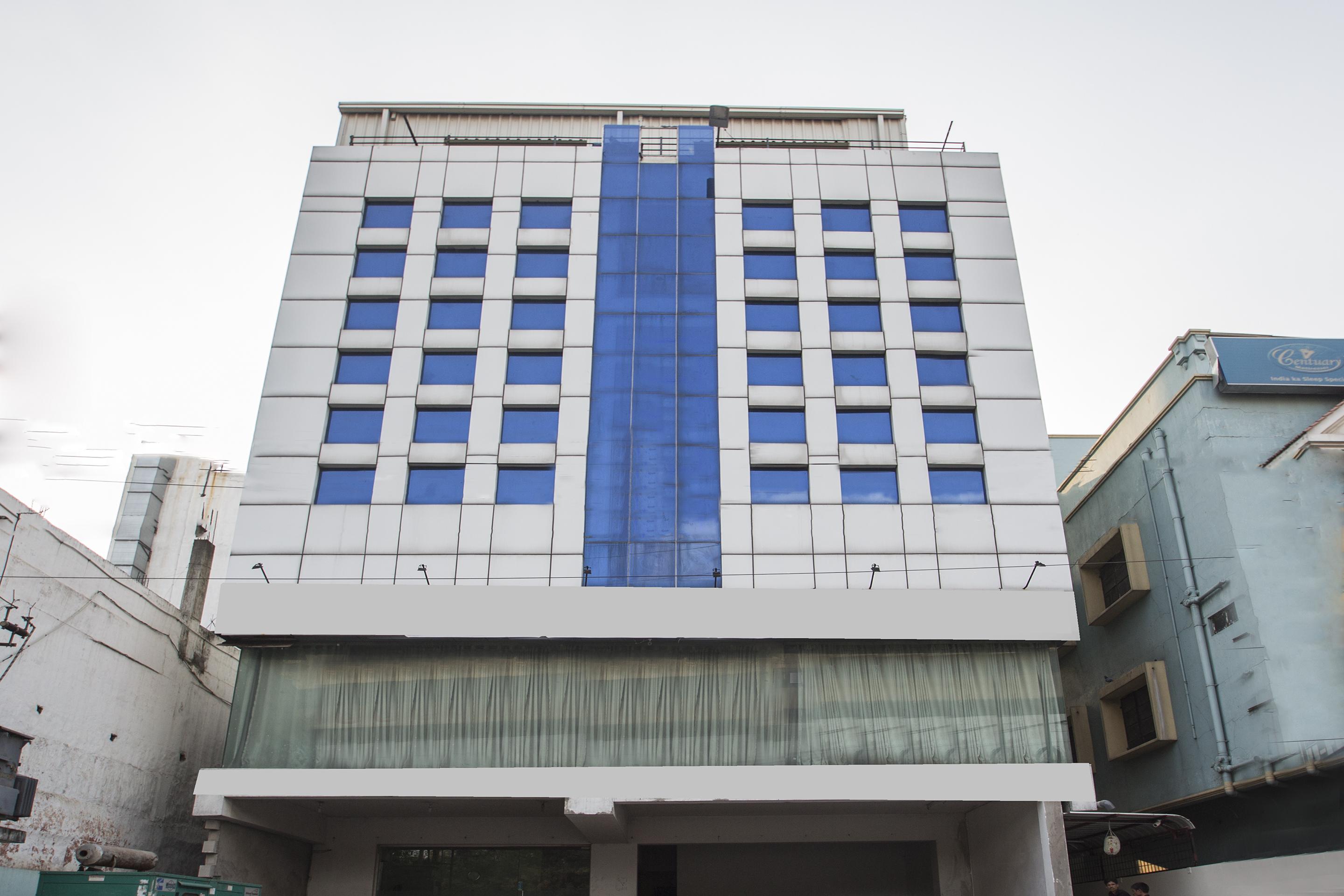 Hotel O Palak Residency Near Erragadda Metro Station Хайдарабад Экстерьер фото