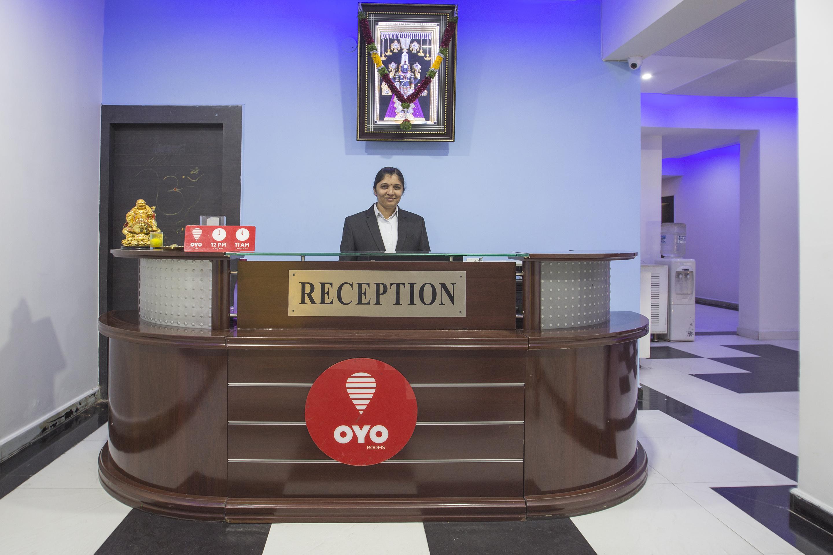 Hotel O Palak Residency Near Erragadda Metro Station Хайдарабад Экстерьер фото