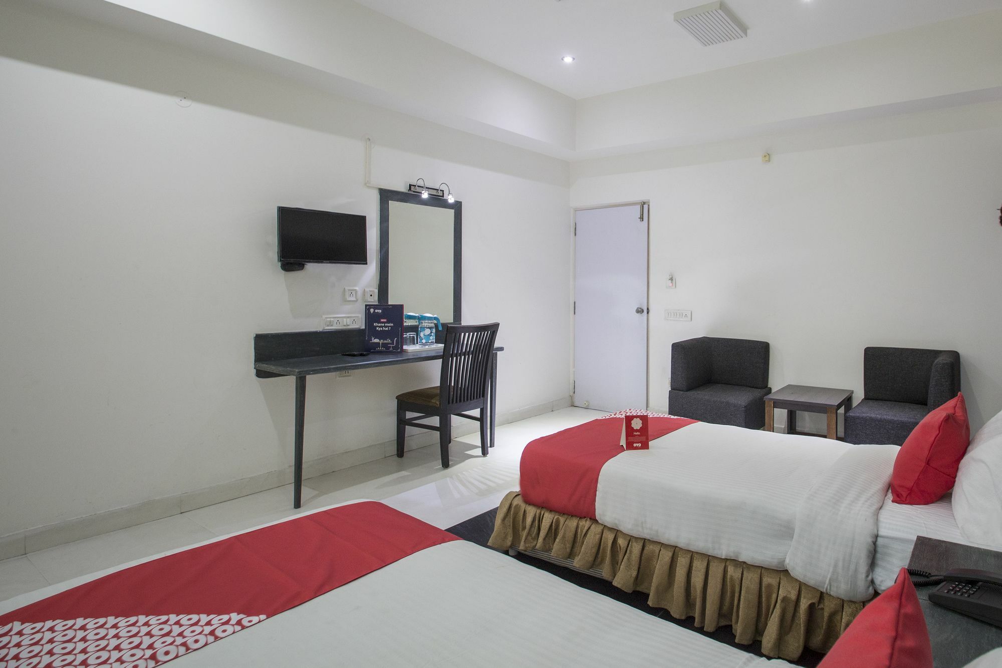 Hotel O Palak Residency Near Erragadda Metro Station Хайдарабад Экстерьер фото